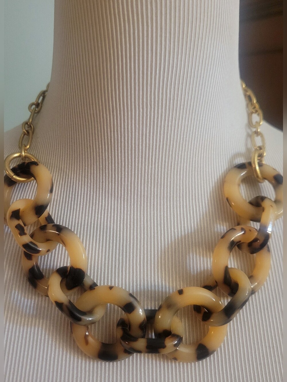J. Crew Factory Faux Tortoise Interlocking Link Necklace